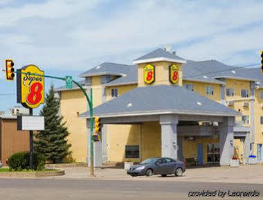 Super 8 By Wyndham Saskatoon Near Saskatoon Airport Hotel Exterior foto